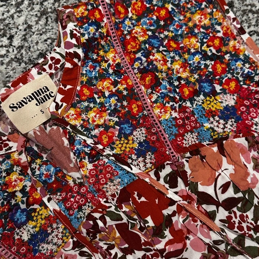 Savanna Jane embroidered short sleeve blouse top size small floral tassel - Picture 3 of 5